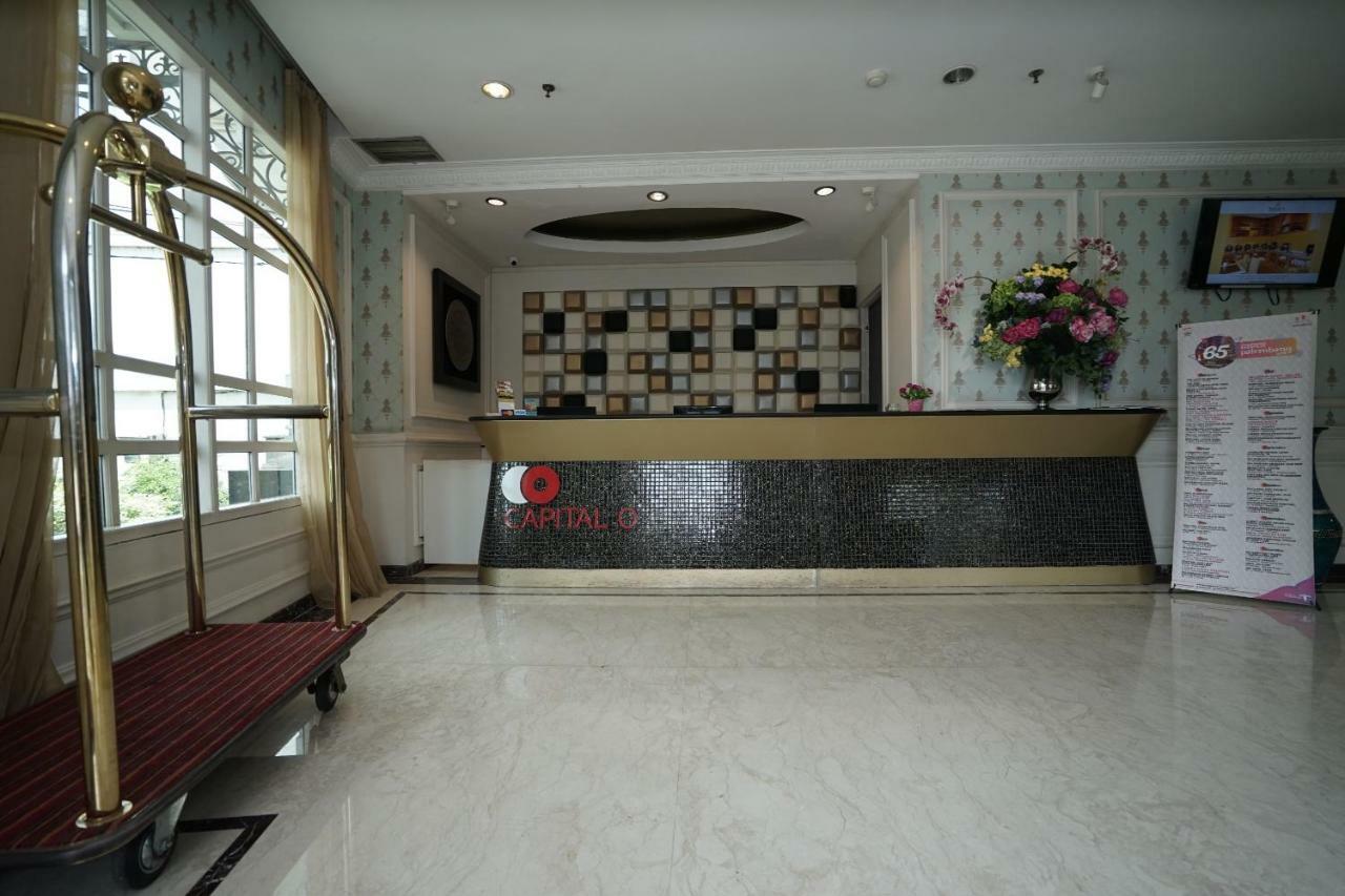 Capital O 1128 Hotel Imara 巨港 外观 照片
