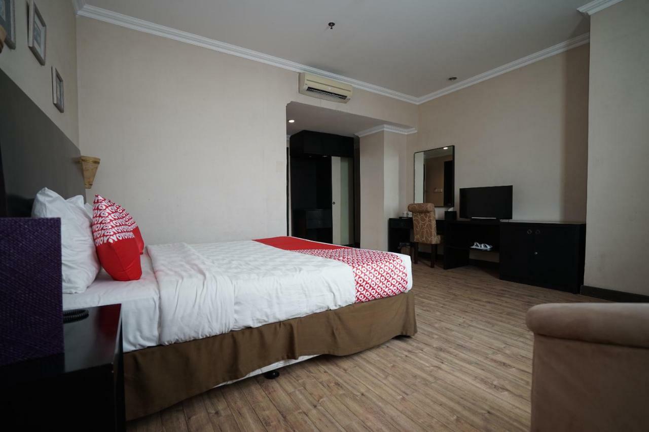 Capital O 1128 Hotel Imara 巨港 外观 照片