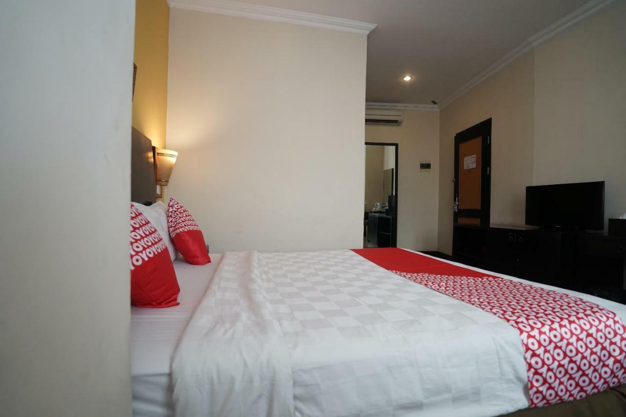 Capital O 1128 Hotel Imara 巨港 外观 照片