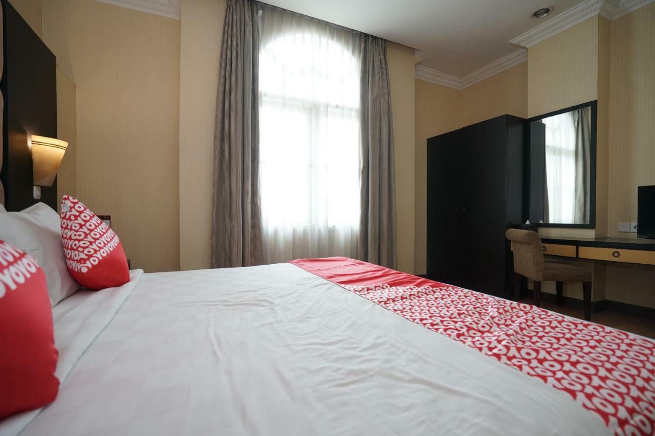 Capital O 1128 Hotel Imara 巨港 外观 照片