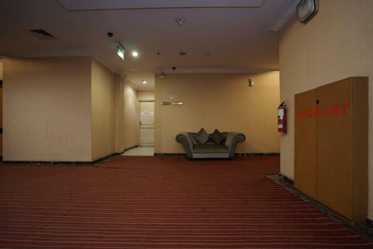 Capital O 1128 Hotel Imara 巨港 外观 照片